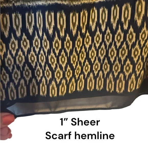 NAVY/TAN PRINT TOP w/SLEEVE DETAIL   PLUS: 2X    #W - Picture 6 of 12